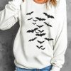 Beige Halloween Bat Women's Round Neck Sweatshirt