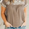 Women's Elegant Blouse With Embroidery And Shift Silhouette – Perfect For Summer Date