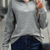 Elegant Quarter Zip Sweatshirt With Cozy Fit And V-Neck Collar