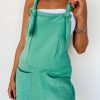 Casual And Comfy Solid Color Romper - Perfect For Any Occasion