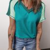 Green Exposed Seam Color Block Knitted V Neck T-shirt