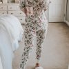 White Holly Print Thermal Pullover Pants Lounge Set