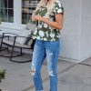 Chic Women's Green Floral Print Short Sleeve Blouse with Split Neck Design - Image 8