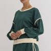 Trendy Women's Evergreen Color Contrast Loose Pullover and Lace-Up Waist Skort Set - Image 7