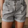 Women's Gray Zipped Light Wash Cuffed Edge Denim Shorts for Summer - Image 5