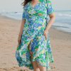 Plus Size Green Leaves Print Short Sleeve Surplice Neck Maxi Dress with Ruffled Trim - Image 6