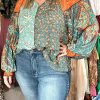 Plus Size Green Floral Patchwork Blouse with Lantern Sleeves - Stylish V Neck Design - Image 2