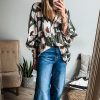 Women's Four Leaf Clover Abstract Floral Print Puff Sleeve Blouse - Elegant Half Button Design - Image 5