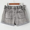 Women's Gray Zipped Light Wash Cuffed Edge Denim Shorts for Summer - Image 12