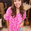 Chic Women's Pink Leopard V Neck Loose Short Sleeve Top for Casual Wear - Image 2