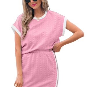 Women's Pink Contrast Trim Textured Crewneck Tee and Pocketed Skirt Set